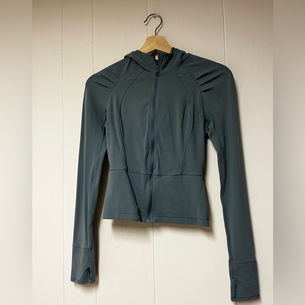 Lululemon Move With Ease Jacket - Picture 5 of 9
